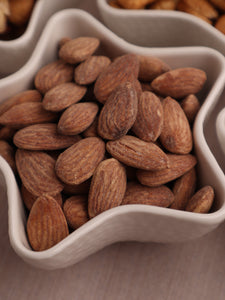 Salted Almond Half Kg لوز مملح