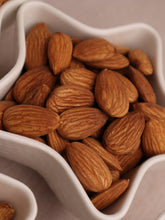 Load image into Gallery viewer, Almond Normal Half Kg لوز نيء
