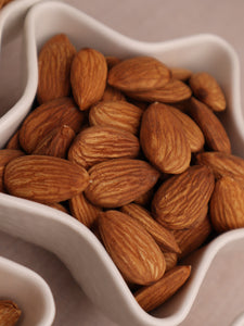 Almond Normal Half Kg لوز نيء