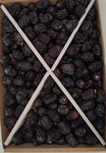 Load image into Gallery viewer, Ajwa Dates Grade 1 عجوة المدينة المنورة الدرجة الاولى
